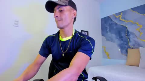 Snapshot of latin_crissex chatting on October 23, 12:06 pm crissex online show from October 23, 12:06 pm