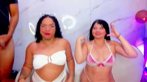 3some HORNY GOOD GIRL LOOKING TO EXPERIENCE ALL KINDS OF SHOW online show from March 2, 3:00 am