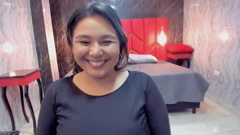 EMMA   online show from December 5, 4:27 pm