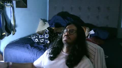 latinincognito online show from December 29, 9:50 am