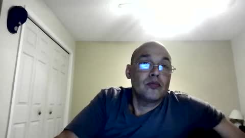 latinoinfla online show from November 27, 2:30 am