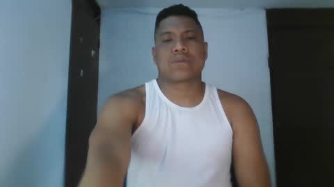 latinrayf online show from November 12, 3:03 pm