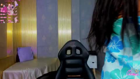 laulin_tay online show from March 10, 4:17 am