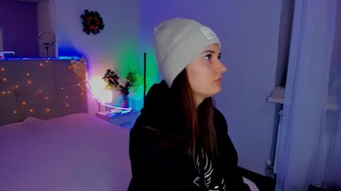 Laura online show from January 8, 6:19 am