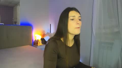 Laura online show from December 5, 7:07 am