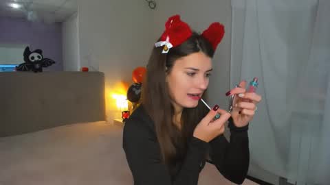 Laura online show from October 28, 6:36 am