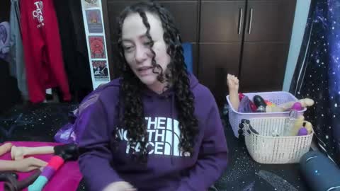  Wen  online show from November 13, 7:05 pm