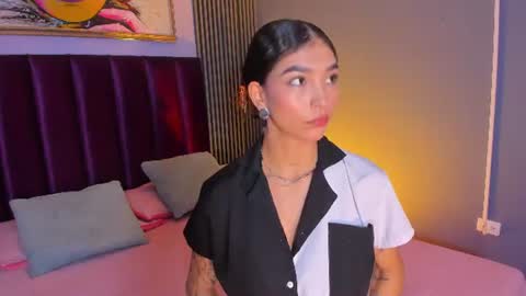 Laura online show from July 24, 12:13 pm