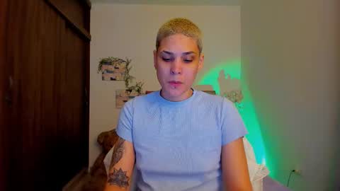 Laura Rose online show from January 15, 11:24 pm