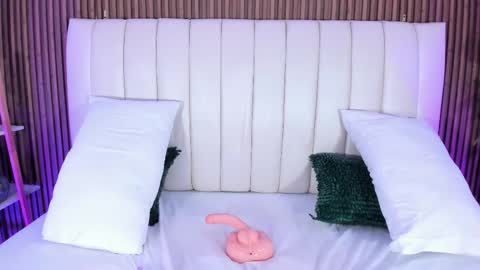 LauraCarther  online show from February 13, 5:49 pm