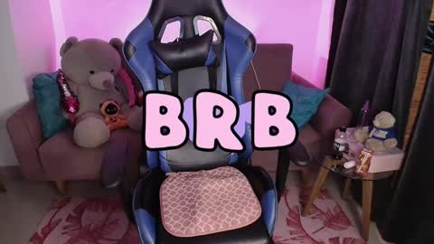 laura online show from November 8, 1:52 am