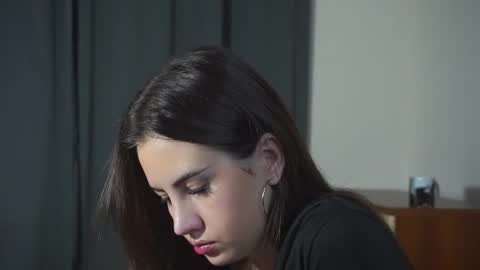 Monica online show from October 18, 8:51 am