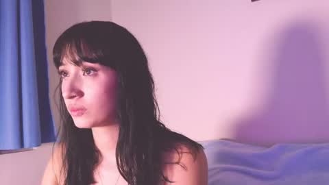 Laurem  online show from June 26, 1:33 am