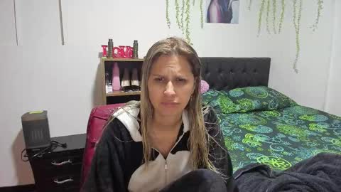 Lauren Independent model online show from February 6, 2:09 pm