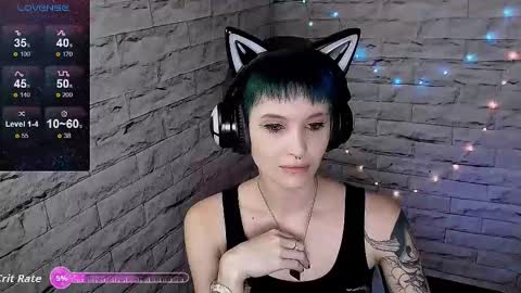 Snapshot of lauren_raquel chatting on October 21, 3:48 pm Eva online show from October 21, 3:48 pm