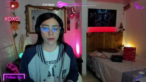 Lauren online show from February 27, 1:41 am