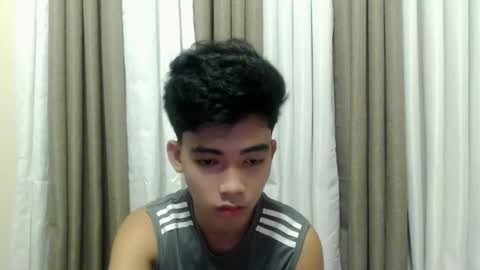 laurence_cuttieguyhere online show from March 7, 5:46 pm