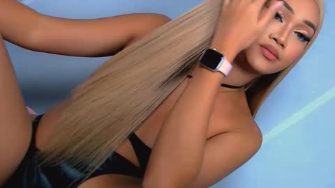 Snapshot of laurenfox16 chatting on October 12, 8:00 pm chloe3 online show from October 12, 8:00 pm