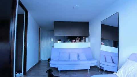 Lucie  online show from September 20, 10:02 pm