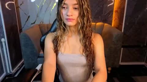 Laurita  online show from November 4, 8:21 pm