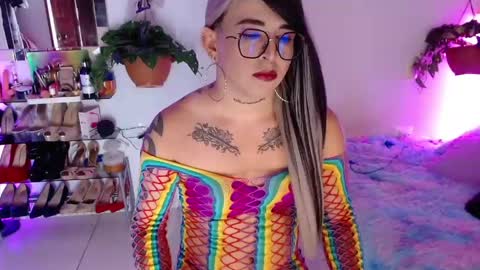 Cristina online show from April 14, 1:20 am