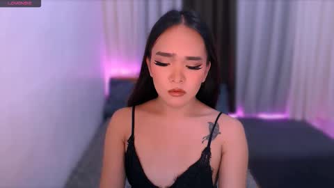 lavenia487426 online show from March 2, 12:26 am