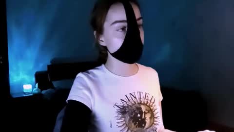 Lavinda online show from November 22, 4:27 pm