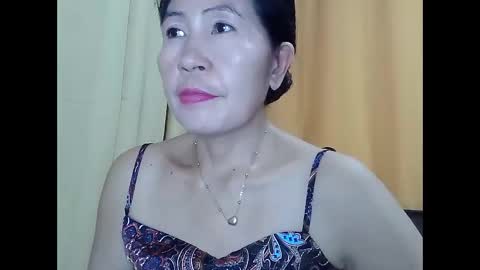 lavine1983 online show from September 15, 3:52 am