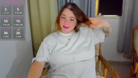 laylaah online show from April 18, 12:23 am