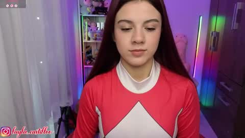 Layla online show from April 13, 4:44 pm