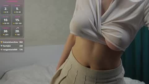 layla_way online show from February 1, 12:52 am