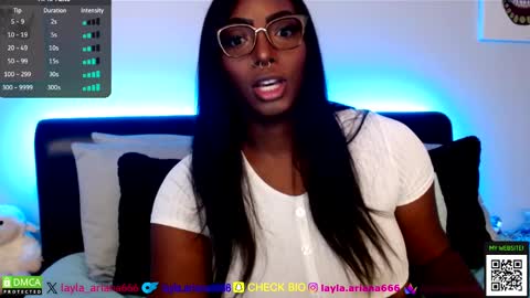 Snapshot of laylaariana chatting on October 9, 2:39 am laylaariana online show from October 9, 2:39 am