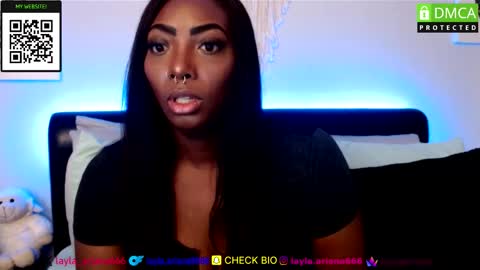 Snapshot of laylaariana chatting on October 4, 3:37 am laylaariana online show from October 4, 3:37 am