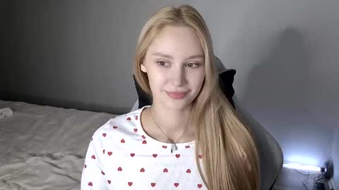 LaylaPretty001 online show from January 16, 7:50 am