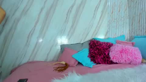 Layqueen online show from November 13, 5:32 am