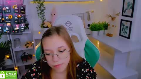 layriantavee online show from February 26, 9:55 am