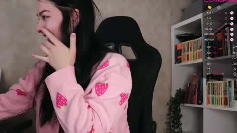 Lisa online show from October 24, 4:35 am