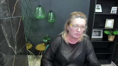 Lea online show from March 1, 8:13 am