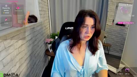 Lea online show from October 18, 1:10 am