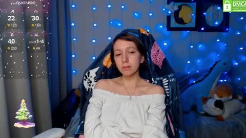 Snapshot of leah__gotty chatting on December 11, 2:33 pm Leah  Gotty online show from December 11, 2:33 pm