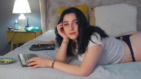 Dia online show from January 7, 5:23 am