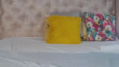 Dia online show from January 13, 5:15 am