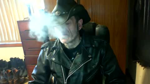 leathergreaser online show from July 14, 12:58 am