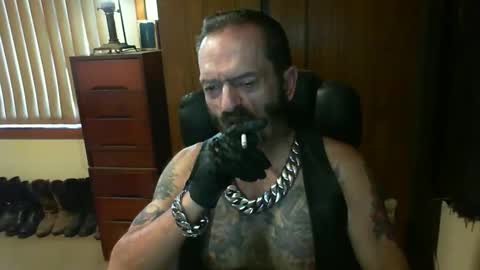leathergreaser online show from March 4, 11:00 pm