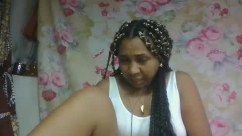 leatiana online show from April 9, 6:19 am