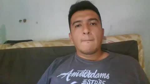 leche_dura122 online show from January 18, 9:34 pm