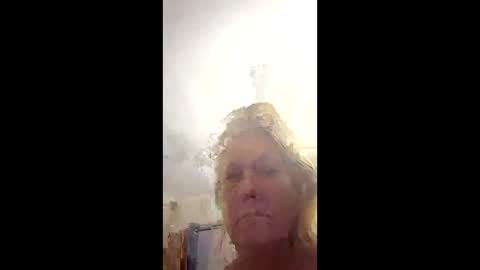 lee4play2272 online show from April 2, 1:51 pm