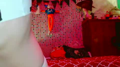 alleycat online show from February 16, 9:07 am