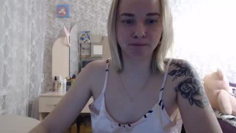 leggywily25 online show from March 10, 6:12 pm