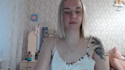 leggywily25 online show from March 10, 2:05 pm